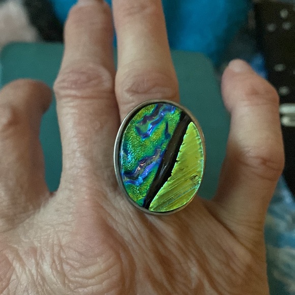 Size 6 I believe this ring was created by someone no marks Vintage A Fun Ring! - Picture 8 of 9